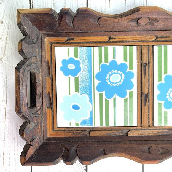Vintage Rustic Hand Carved Wood Serving Tray with Retro Ceramic Flower Tiles 13" - Picture 4 of 11